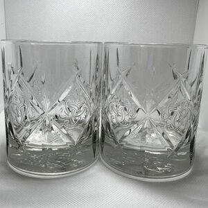 Set of 2 Celtic Dewar’s True Scotch Glasses